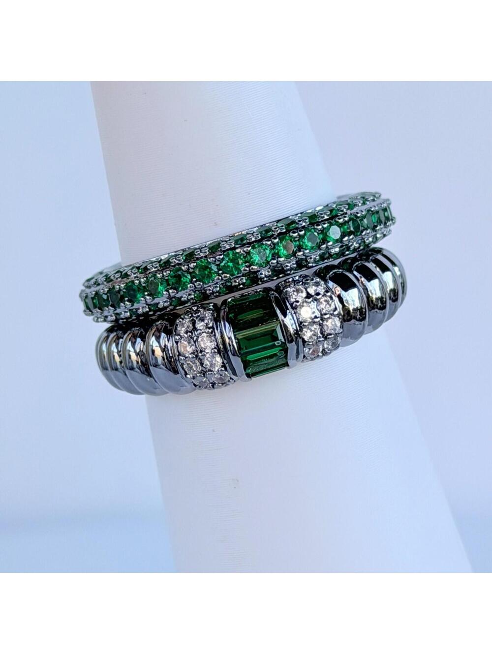 Bomb Party May 2pc Ring Size 7 “Evergreen” Lab Created Emerald on Hematite